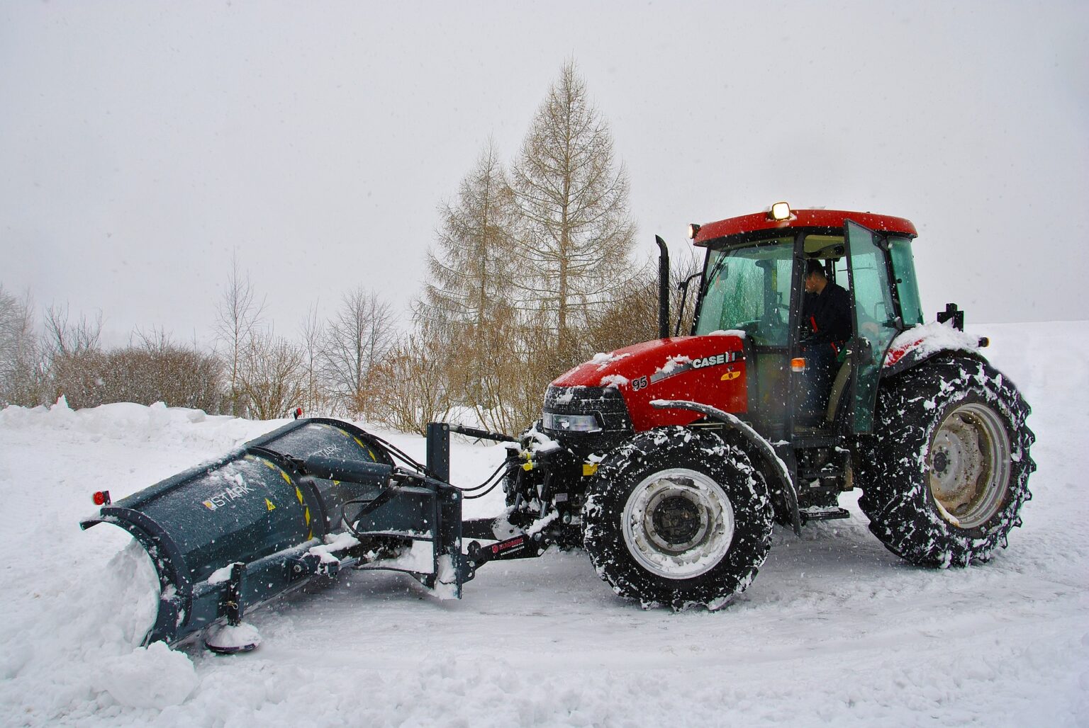 tractor-1998290_1920